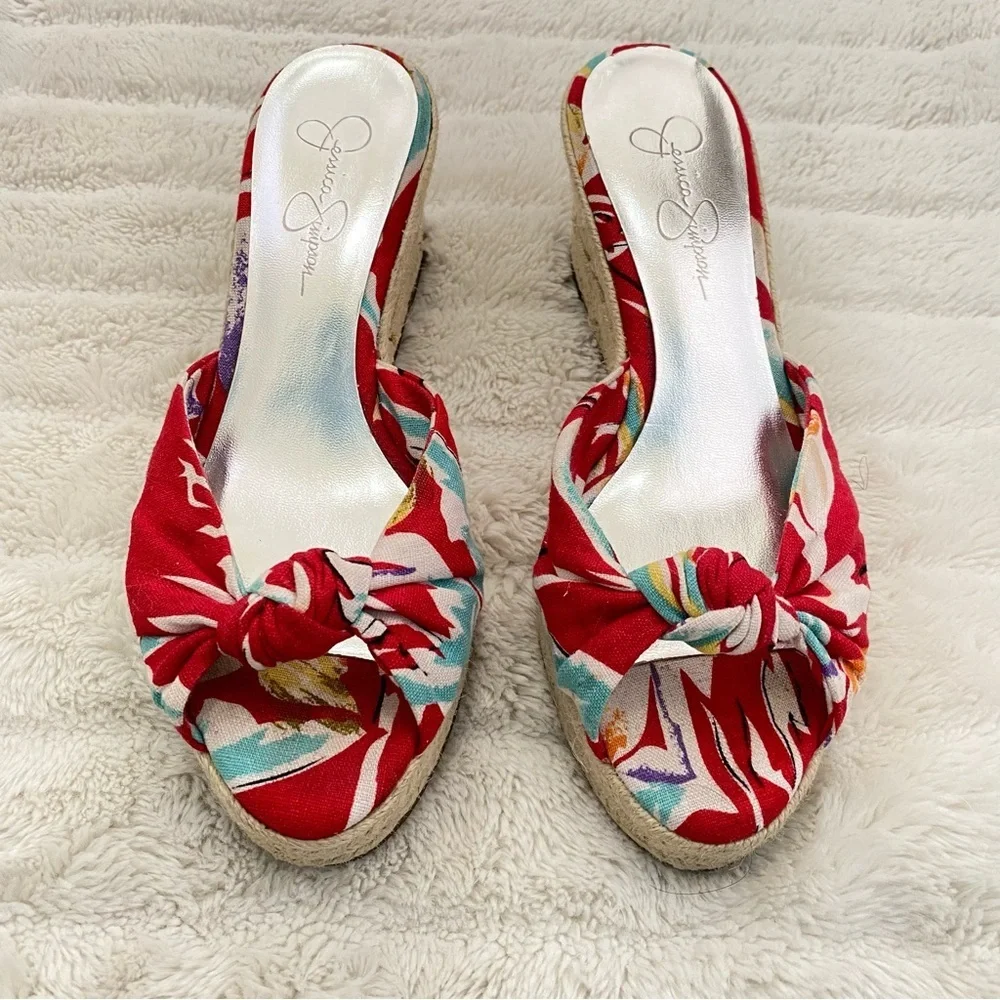 Jessica Simpson Red Floral Espadrille Wedges Size 8.5